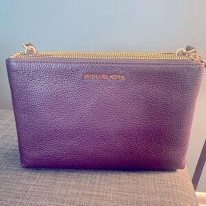 Michael Kors jet set travel crossbody